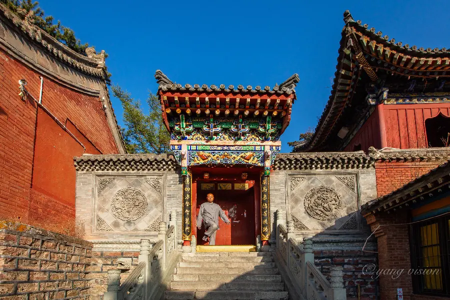 显通寺铜殿:铜铸奇迹示例图