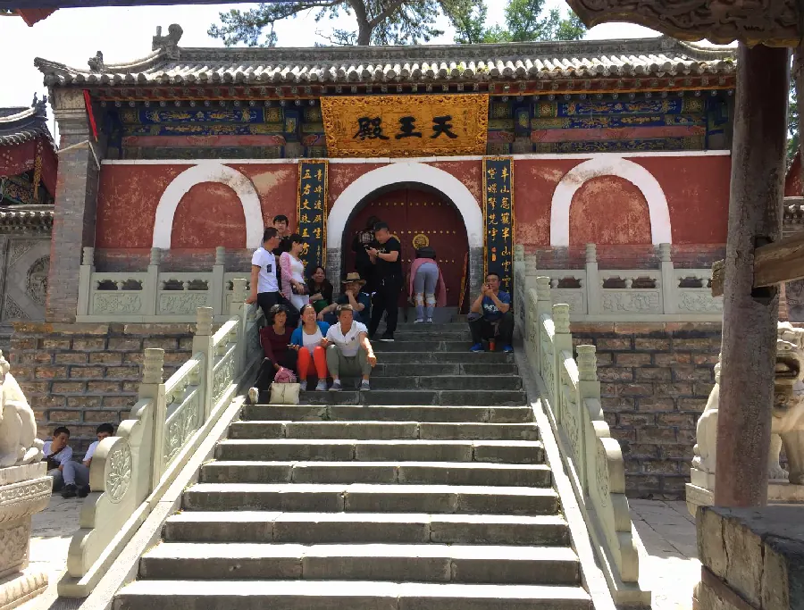 菩萨顶:黄庙之首的皇家寺院示意图